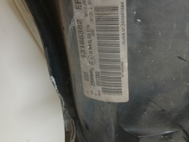 10139 Opel Corsa D 2006-2014 Lámpa , Fényszóró Használt Jobb első