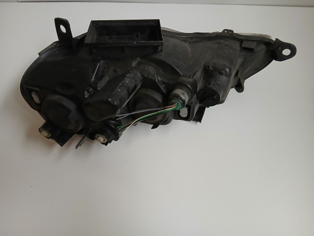 10087 Alfa Romeo 147 2000-2010 Lámpa , Fényszóró Használt Jobb első