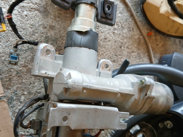 Opel Corsa C 2000-2006 2000-2006 Elektromos szervó Használt 