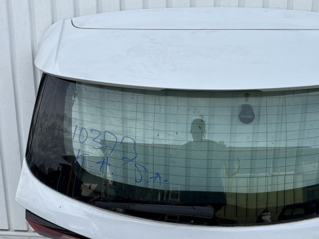 10377 Opel Astra K 2015 Csomagtérajtó Használt