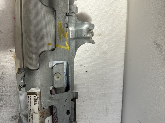Opel Zafira B 2005-2014 2005-2014 Légzsák Használt Függöny légzsák bal 
