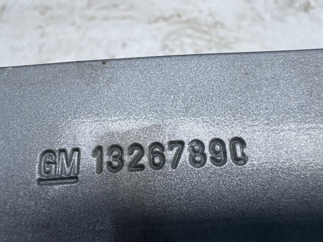 Opel Meriva B 2010-2017 Lökhárító merevítő Használt első ezüst
