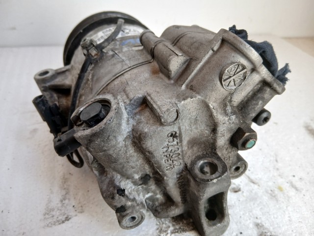 Opel Astra J 2009-2015 Klíma kompresszor Használt  