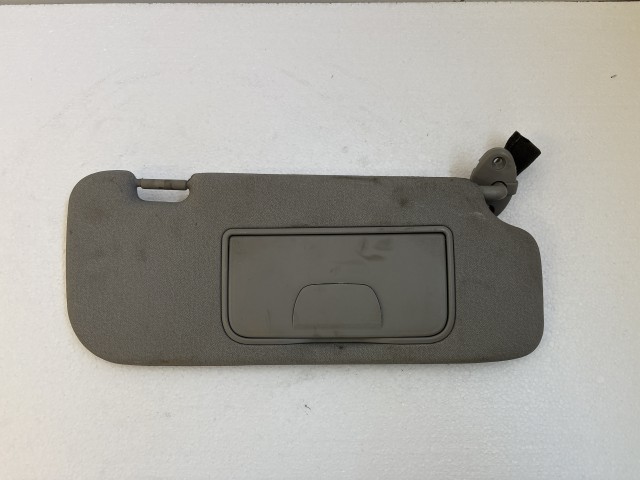 Opel Antara 2006-2015 Napellenző Használt szürke tükrös világítással jobb