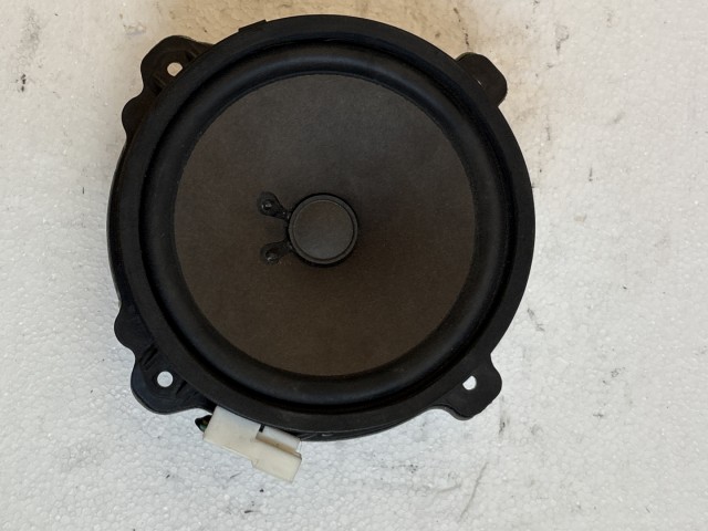 Opel Antara 2006-2015 Hangszóró Használt