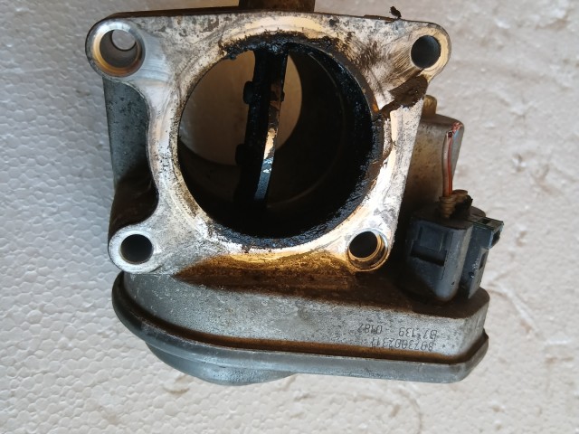 Opel Astra H 2004-2010 2004-2010 Fojtószelep Használt Z17DTH