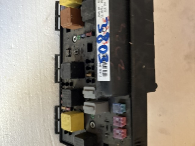Opel Astra H 2004-2010 2004-2010 Bcm motortér Használt