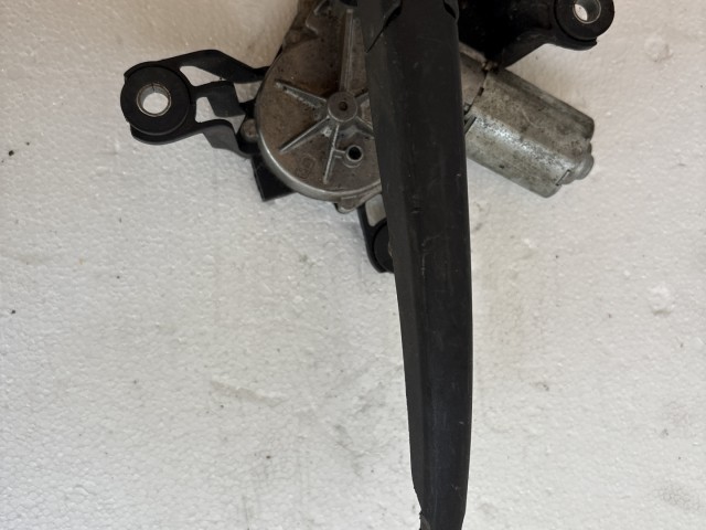 Opel H astra 2004-2014 Ablaktörlő motor Használt hátsó  