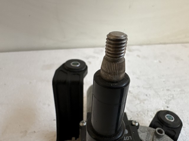 Opel Astra J 2009-2015 Ablaktörlő motor Használt hátsó  