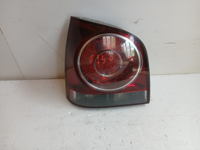 6934 Volkswagen Polo 2003-2009 Lámpa , Fényszóró Használt Bal hátsó