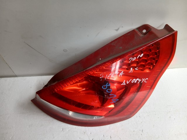 8014 Ford Fiesta 2008-2017 Lámpa , Fényszóró Használt  Jobb hátsó