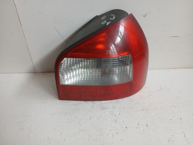 3194 Audi A3  8L 1996-2003 Lámpa , Fényszóró Használt  Jobb hátsó