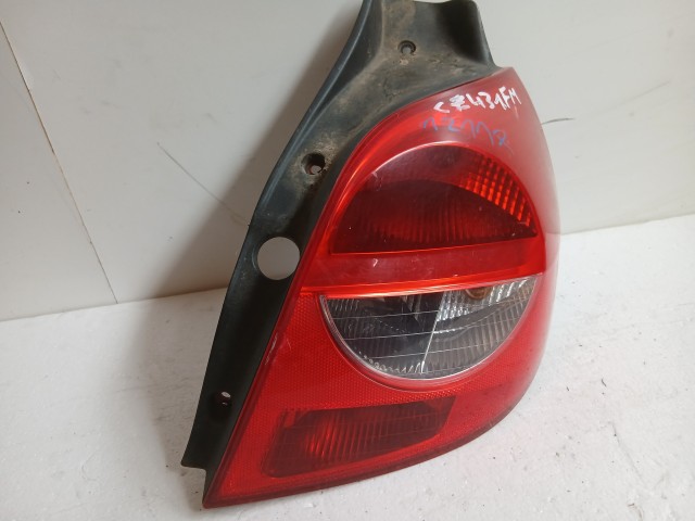 12117 Renault Clio III. 2007-2014 Lámpa , Fényszóró Használt  Jobb hátsó