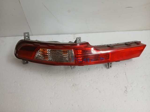 12120 Kia Sportage Sl 2012-2015 Lámpa , Fényszóró Használt Bal hátsó