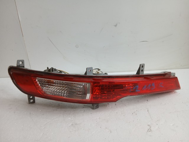 12119 Kia Sportage Sl 2012-2015 Lámpa , Fényszóró Használt  Jobb hátsó