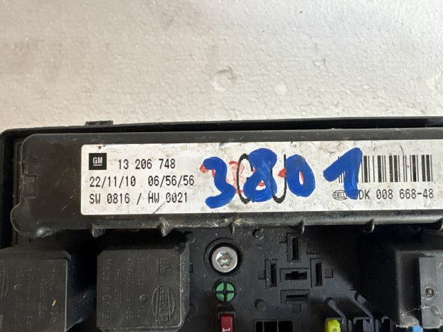 Opel Astra H 2004-2010 2004-2010 Bcm motortér Használt